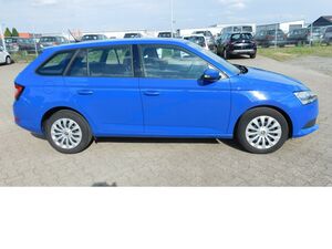 SKODA Fabia 1.0 Kombi Active TSI Klima Radio...