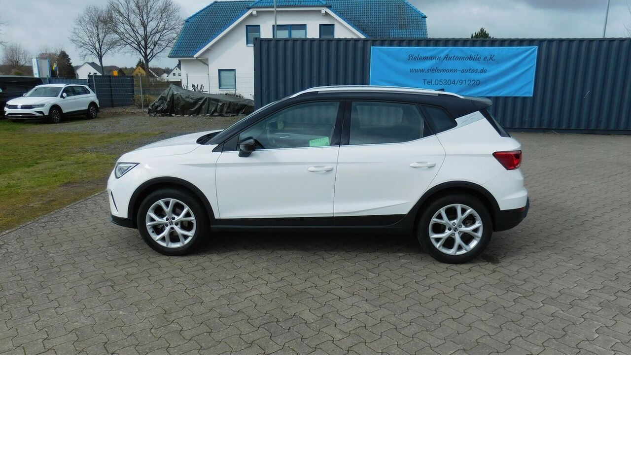 SEAT Arona 1.0 FR-Line TSI BMT Navi Klima Alu...