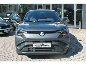 SUZUKI eVITARA Club 49 kW...
