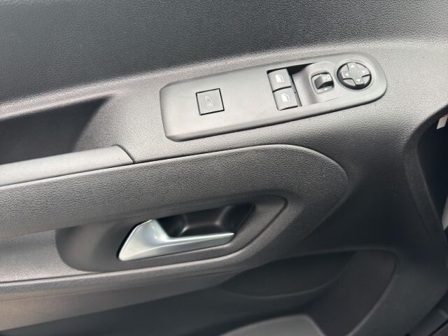 FIAT Doblo E Kastenwagen 100 kW Multicab 50kWh Allwetterreifen Ansicht 12 für Fahrzeugdetailseite