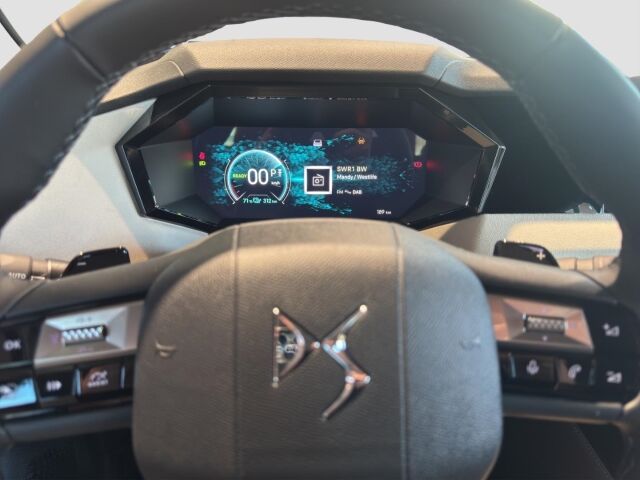 DS AUTOMOBILES No4 E-Tense Jules Verne  1-Gang Automatikgetriebe Ansicht 11 für Fahrzeugdetailseite