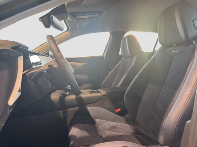 DS AUTOMOBILES No4 E-Tense Jules Verne  1-Gang Automatikgetriebe Ansicht 9 für Fahrzeugdetailseite