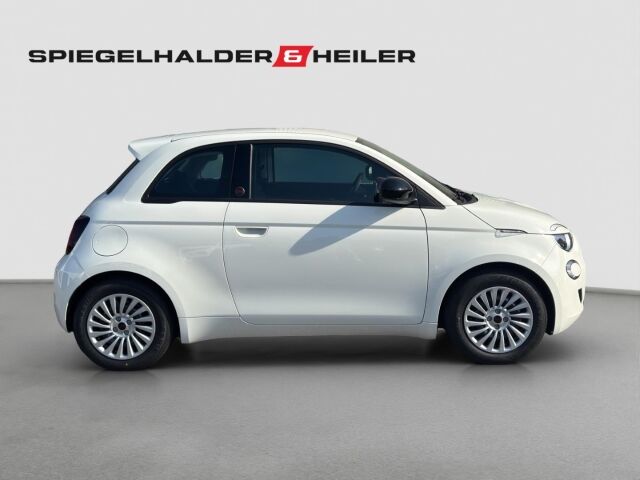 FIAT 500 Elektro RED Hatchback Neufahrzeug 42 kWh Ice Weiß Ansicht 8 für Fahrzeugdetailseite