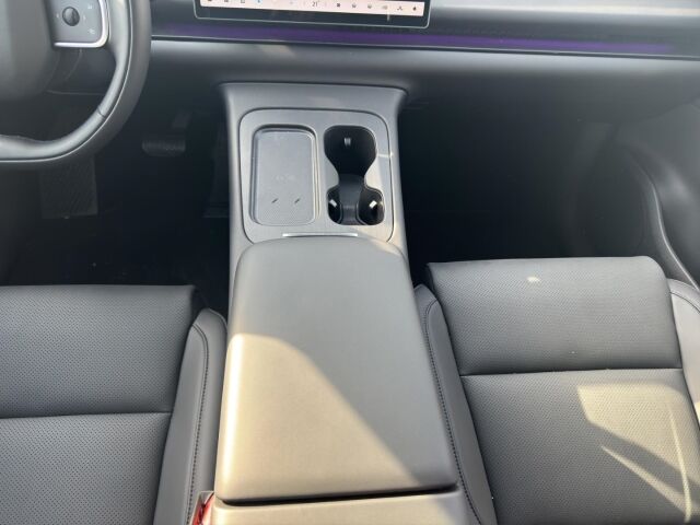 LEAPMOTOR C10 158 kW Design 1.5 REEV MY25 Plugin Hybrid Automatikgetriebe Ansicht 14 für Fahrzeugdetailseite