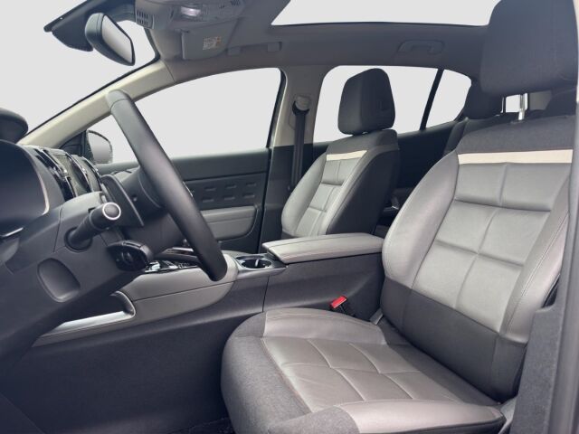 CITROEN C5 Aircross SHINE PURE TECH 130 AUTOMATIKGETRIEBE Ansicht 9 für Fahrzeugdetailseite