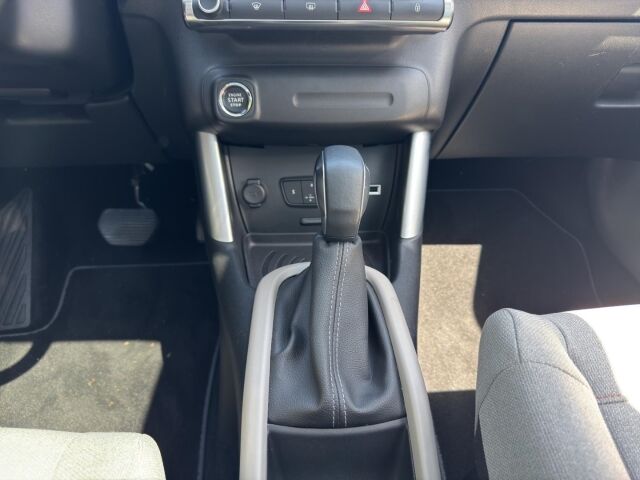 CITROEN C3 Aircross PureTech  130  SHINE EAT6 Stop + Start Ansicht 14 für Fahrzeugdetailseite