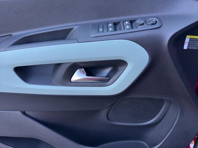 CITROEN Berlingo FEEL M PURETECH 110 Stop + Start  Allwetterreifen Ansicht 12 für Fahrzeugdetailseite