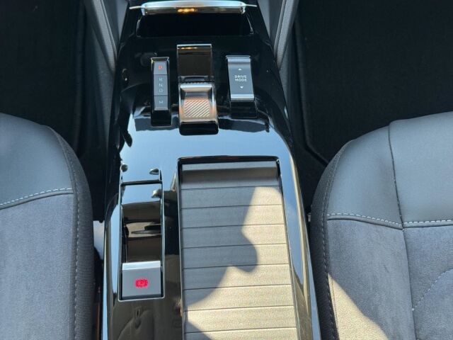 CITROEN C4 PureTech 130 Stop & Start EAT8 Max  Automatikgetriebe Ansicht 14 für Fahrzeugdetailseite