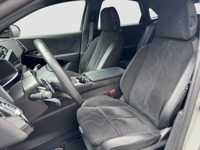 DS AUTOMOBILES DS7 E-Tense Performance Line 4x4 300  ALU Allwetterreifen Ansicht 9 für Fahrzeugdetailseite
