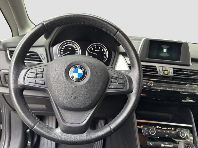 BMW 216 Active Tourer Advantage i 1.5  Park-Assistent Ansicht 10 für Fahrzeugdetailseite