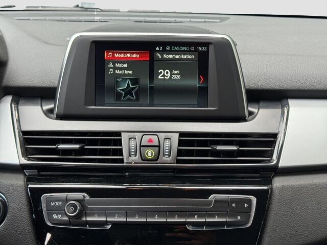 BMW 216 Active Tourer Advantage i 1.5  Park-Assistent Ansicht 15 für Fahrzeugdetailseite