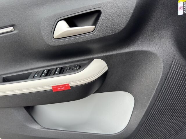 CITROEN C3 Aircross 145   MAX   Hybrid 1   8  FACH  BEREIFT Ansicht 12 für Fahrzeugdetailseite