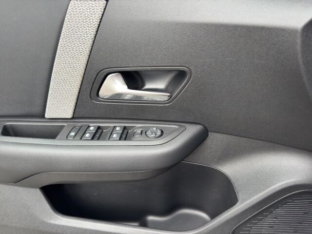 CITROEN C4 1.2 EU6e PureTech 130 Stop & Strat EAT8 Max Ansicht 12 für Fahrzeugdetailseite