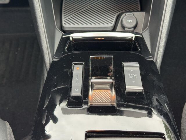 CITROEN C4 1.2 EU6e PureTech 130 Stop & Strat EAT8 Max Ansicht 14 für Fahrzeugdetailseite