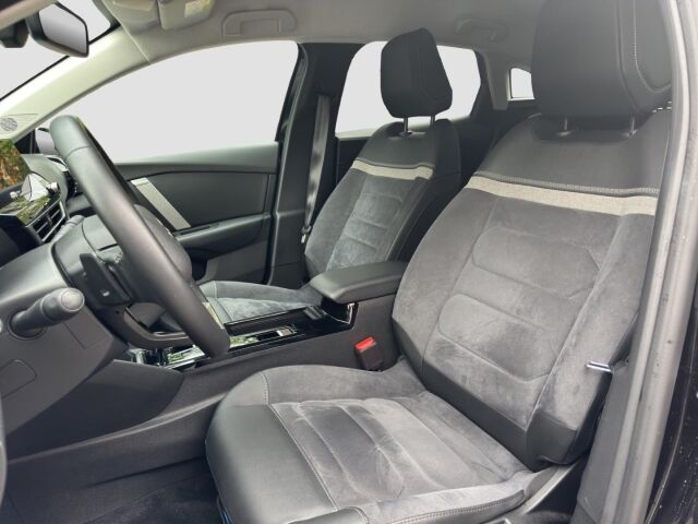 CITROEN C4 PureTech 130 Stop & Start EAT8 Max Automatikgetriebe Ansicht 9 für Fahrzeugdetailseite