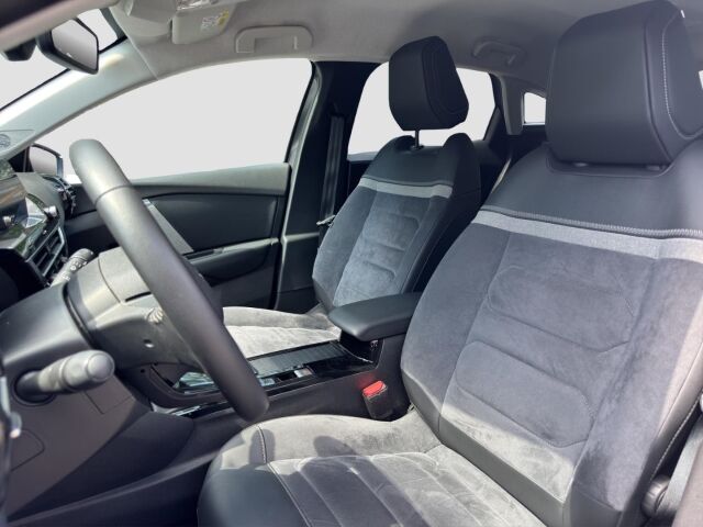 CITROEN C4 PureTech 130 Stop & Start Max 6GANG SCHALTGETRIEBE Ansicht 9 für Fahrzeugdetailseite