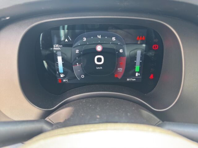 FIAT Pandina Icon Hybrid 1.0 GSE 4 6 GANG SCHALTGETRIEBE Ansicht 11 für Fahrzeugdetailseite