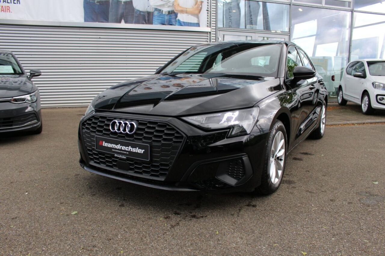 AUDI A3 35 Sportback 1.5 TFSI S-tronic SITZHEIZUNG+NAVI