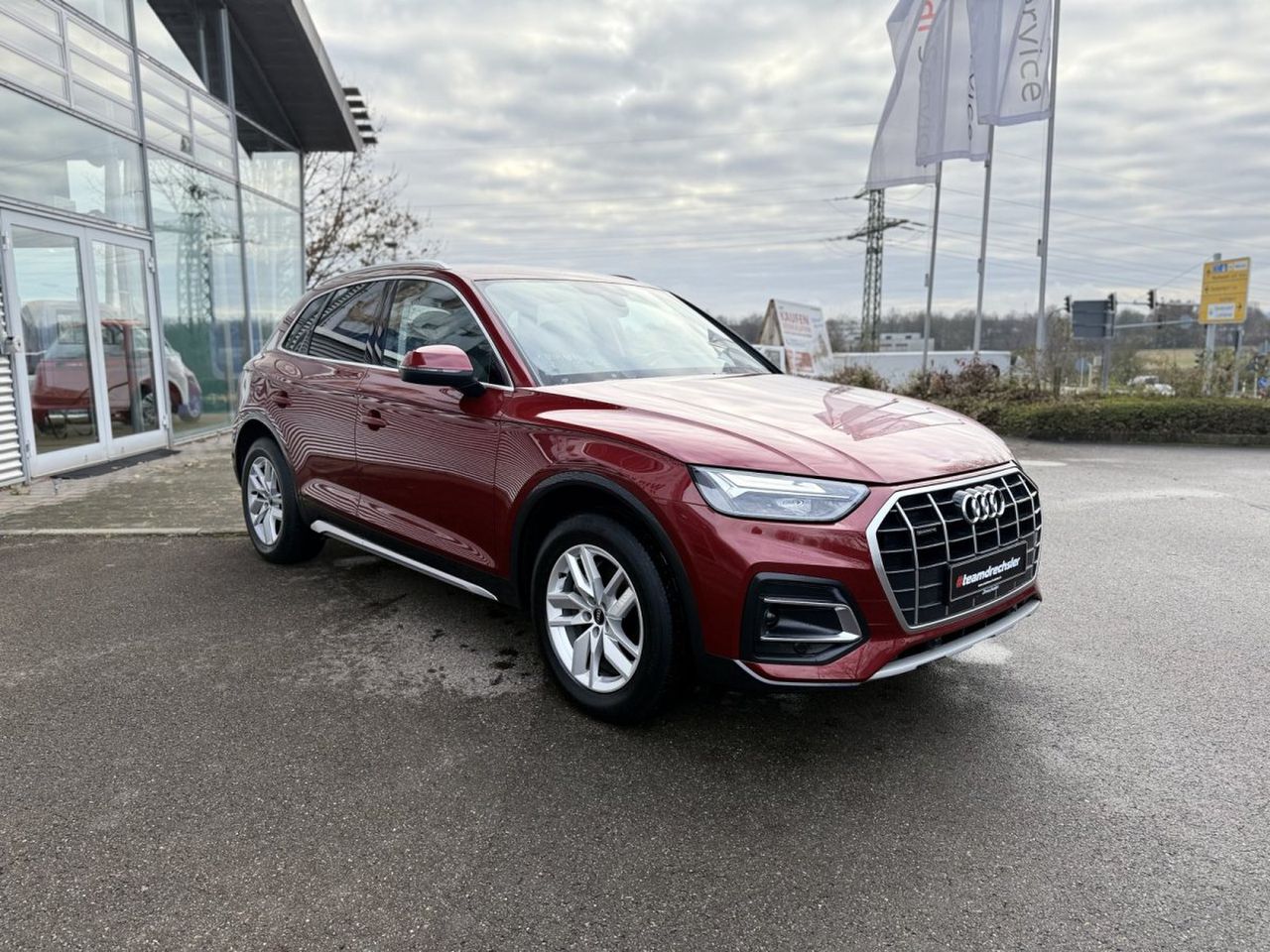 AUDI Q5 40 2.0 TDI quattro AHK+NAVIGATION+KAMERA