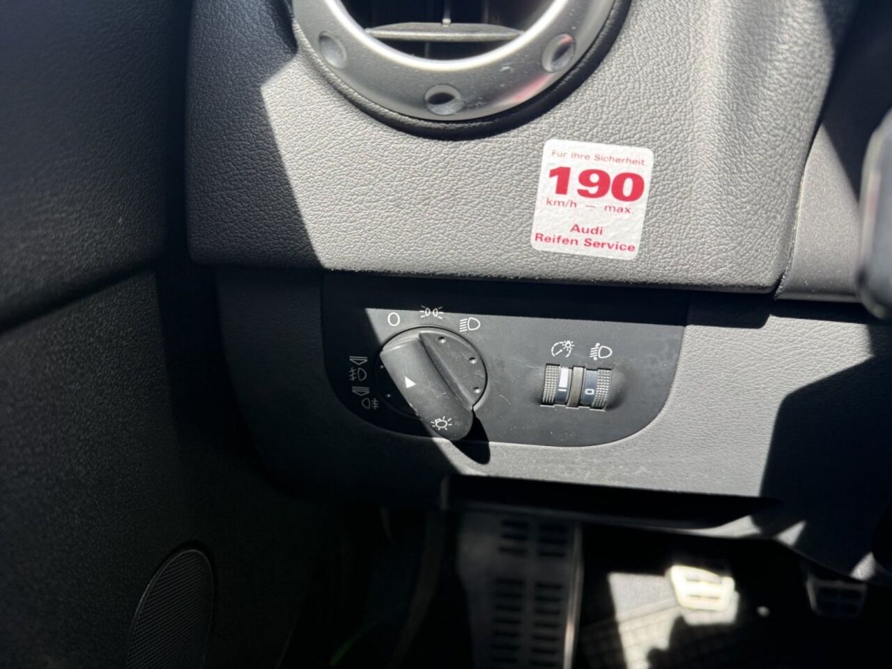 AUDI TT Roadster SITZHEIZUNG+SPORTFAHRWERK