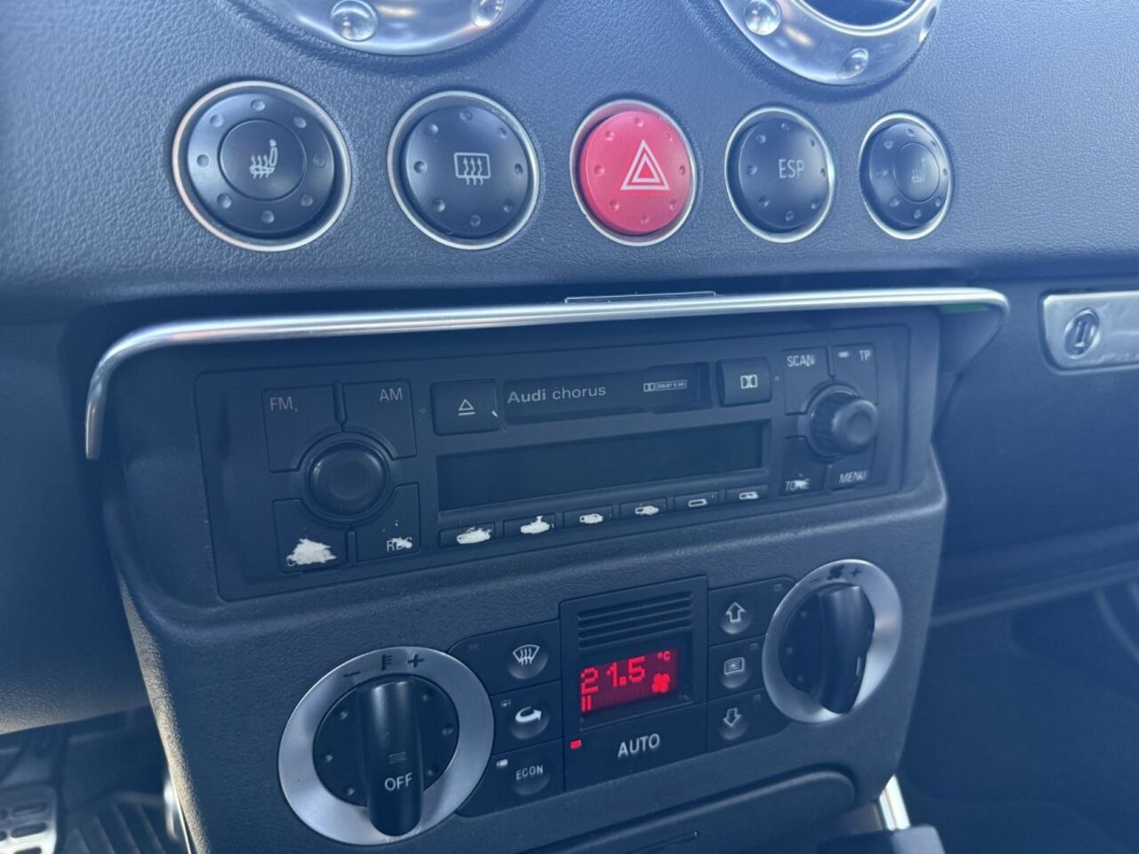 AUDI TT Roadster SITZHEIZUNG+SPORTFAHRWERK