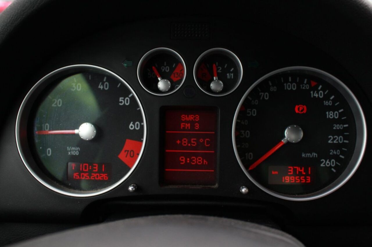AUDI TT Roadster 1.8T Quattro +KLIMA+SH-GEPFLEGT