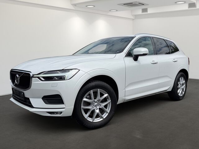VOLVO XC60 T5 AWD Momentum AHK Pano Standhzg. 360 Vorschau für Listenansicht