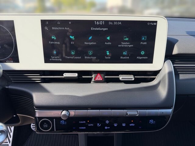 HYUNDAI IONIQ 5 Uniq 4WD Pano Relax 20 Zoll Ansicht 9 für Fahrzeugdetailseite