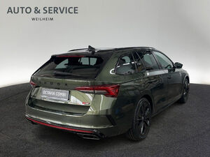 SKODA Octavia Combi RS 2,0 TSI 195 kW DSG *Khaki-Grün*
