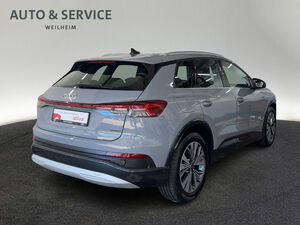 AUDI Q4 e-tron 50 e-tron quattro 220kW AHK HUD Matrix
