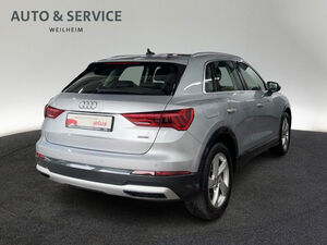 AUDI Q3 advanced 40 TFSI quattro S tronic Matrix