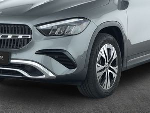 MERCEDES-BENZ GLA 250 e Progressive Advanced/Distro/360°/11kW GLA