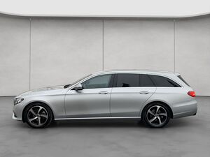 MERCEDES-BENZ E 200 d T 9G Avantgarde SportStyle-AHK-Navi-LED- E-Klasse