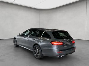 MERCEDES-BENZ E 300 de 4M T AMG-Night-AHK-Pano-HiFi-NP 99T E-Klasse