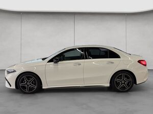 MERCEDES-BENZ A 200 AMG Lim Edition-Night-AHK-Standhz-Distr-SmartInt A-Klasse