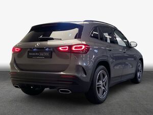 MERCEDES-BENZ GLA 200 4M AMG-Leder-PANO-Night-LED-CarPlay GLA