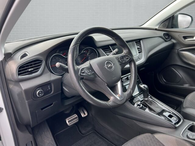 OPEL Grandland Innovation 1.2l AT +AHK Navi RFK LED Carplay SHZ LHZ PDC+ Ansicht 10 für Fahrzeugdetailseite