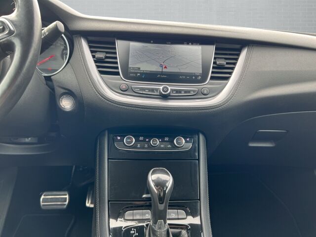 OPEL Grandland Innovation 1.2l AT +AHK Navi RFK LED Carplay SHZ LHZ PDC+ Ansicht 13 für Fahrzeugdetailseite