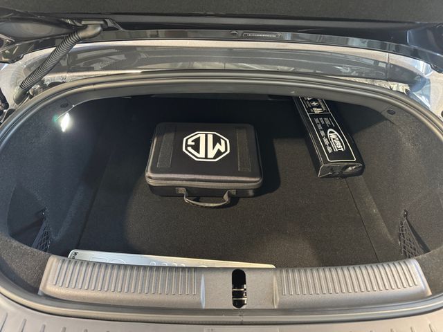 MG Cyberster 77kWh RWD AVM Sportsitze Bose Winter-Paket Stoffdach*kurzfristig Verfügbar* Ansicht 12 für Fahrzeugdetailseite