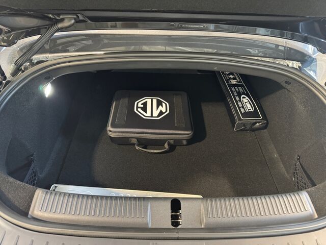 MG Cyberster 77kWh RWD 75% Gewerbe-Abschreibung Bose Winter-Paket Stoffdach *Bestell Fahrzeug* Ansicht 12 für Fahrzeugdetailseite