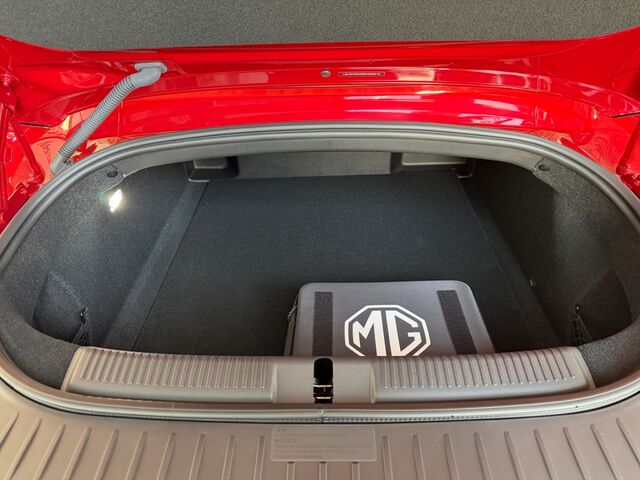 MG Cyberster Xpower 510PS AWD 360 Kamera Sitzheizung LED Bose Apple CarPlay Android Auto Klimaautom Ansicht 12 für Fahrzeugdetailseite