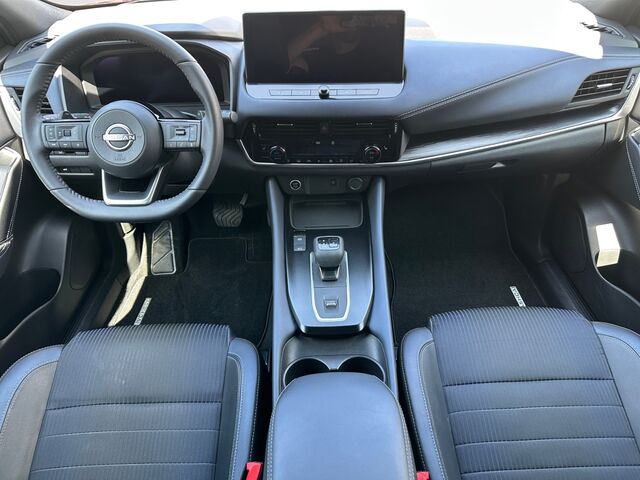 NISSAN Qashqai Tekna AVM CarPlay ThermaClear LED Panoramadach Ansicht 9 für Fahrzeugdetailseite