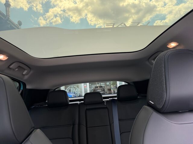 NISSAN Leaf Evolve 75kWh V2L Massage Leder 19 HUD CarPlay PGD AVM Bose Ansicht 14 für Fahrzeugdetailseite