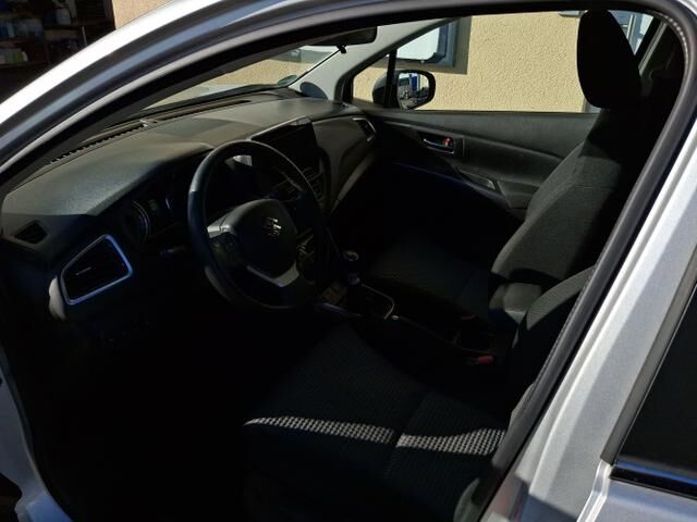 SUZUKI S-Cross