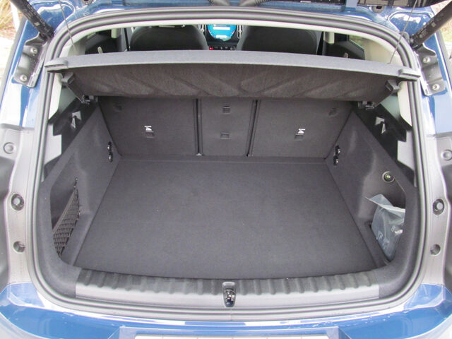 MINI Cooper Countryman C HUD PanoD.Kamera OLED KomfZ.AHK 18 Bluetooth Head Up Display Navi LED Klima Einparkhilf Ansicht 15 für Fahrzeugdetailseite