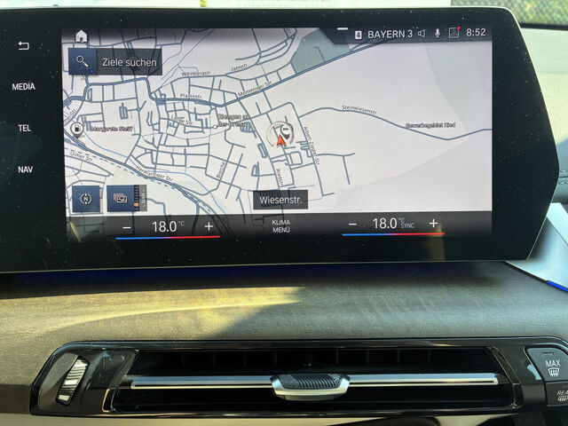 BMW X1 x20d HUD ACC SurView.LiveProf.Massage AHK 18 Bluetooth Navi LED Klima PDC el. Fenster Ansicht 8 für Fahrzeugdetailseite