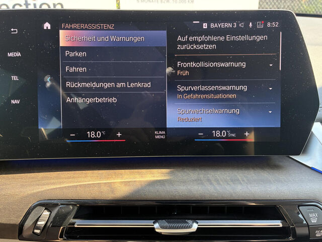 BMW X1 x20d HUD ACC SurView.LiveProf.Massage AHK 18 Bluetooth Navi LED Klima PDC el. Fenster Ansicht 9 für Fahrzeugdetailseite