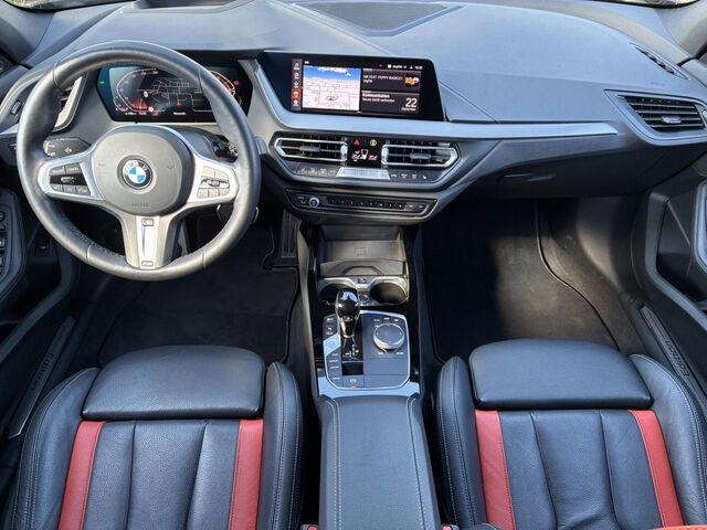 BMW 118 i M Sport Pro HUD PanoD. EDITION COLORVISION Sportpaket Bluetooth Navi LED Vollleder Klima PDC el Ansicht 10 für Fahrzeugdetailseite