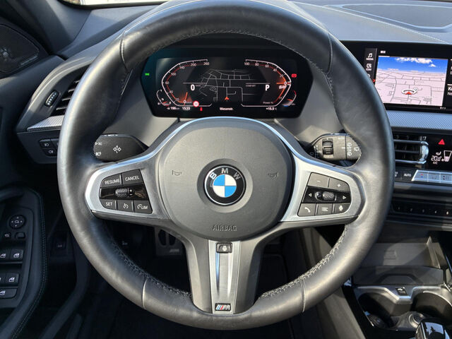 BMW 118 i M Sport Pro HUD PanoD. EDITION COLORVISION Sportpaket Bluetooth Navi LED Vollleder Klima PDC el Ansicht 11 für Fahrzeugdetailseite
