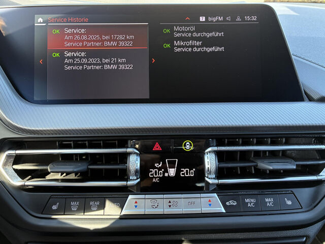 BMW 118 i M Sport Pro HUD PanoD. EDITION COLORVISION Sportpaket Bluetooth Navi LED Vollleder Klima PDC el Ansicht 15 für Fahrzeugdetailseite